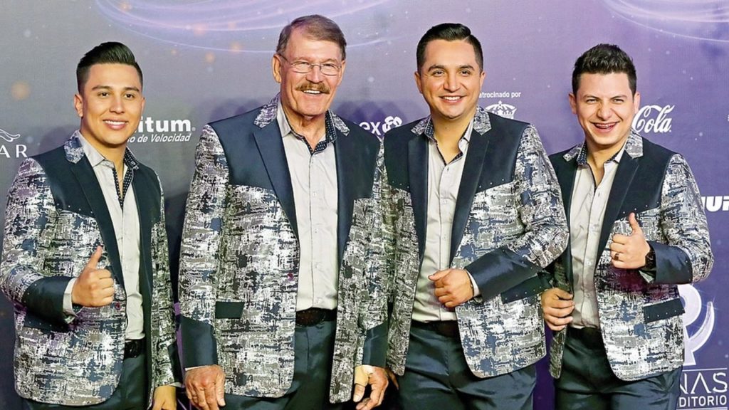 La Arrolladora Pierde En Duelo De Coplas Con Un Mariachi La Z Fm