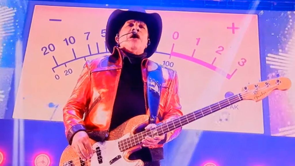 Bronco sorprende con invitados especiales en la Arena CDMX
