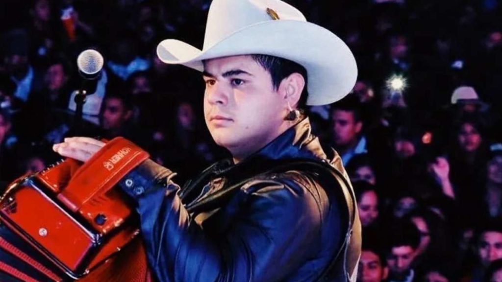 Alfredo Olivas da a conocer fecha de estreno de Alfa & Omega La Z 107