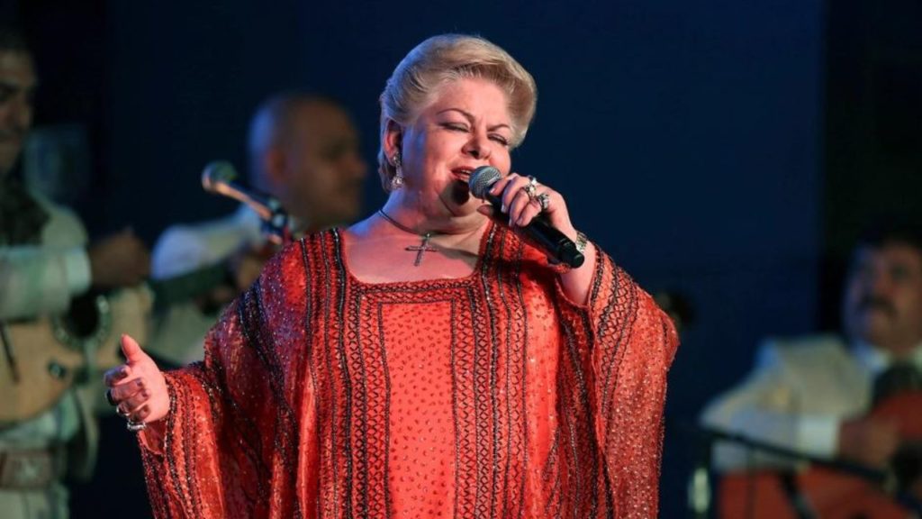 Empeora la salud de Paquita la del Barrio