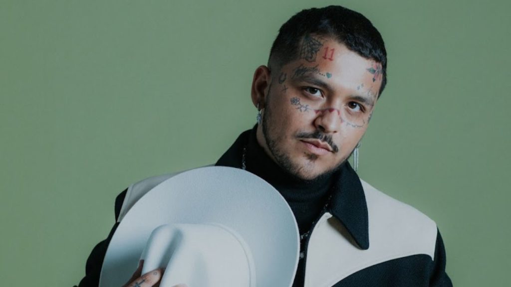 Christian Nodal de nuevo cambia de Look