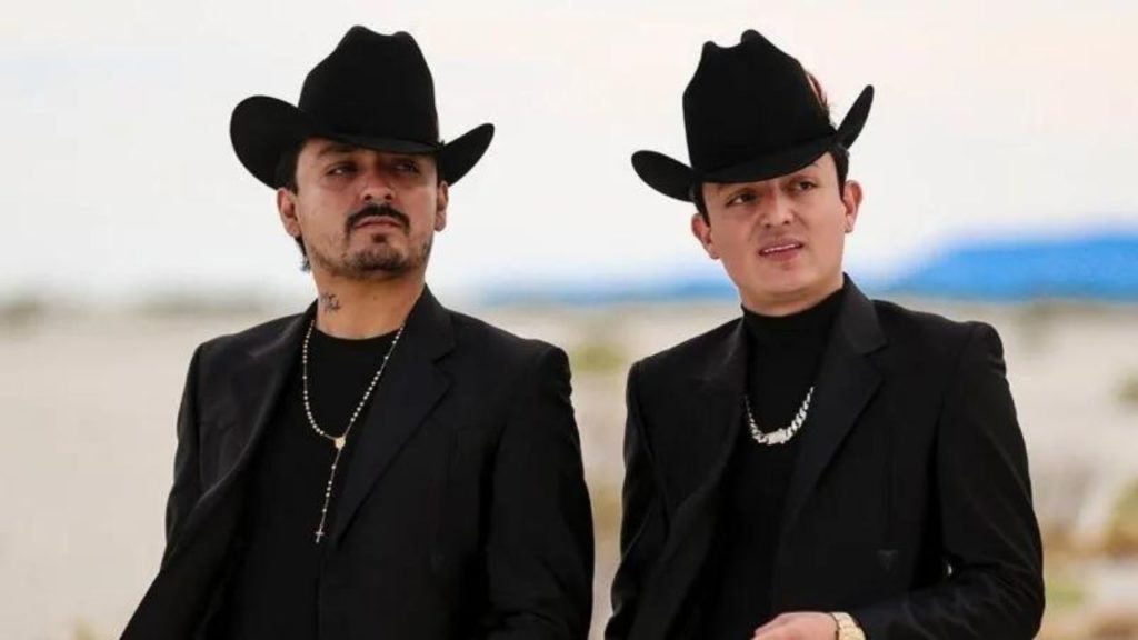 Vocalista de Los Dos Carnales sufre accidente de auto