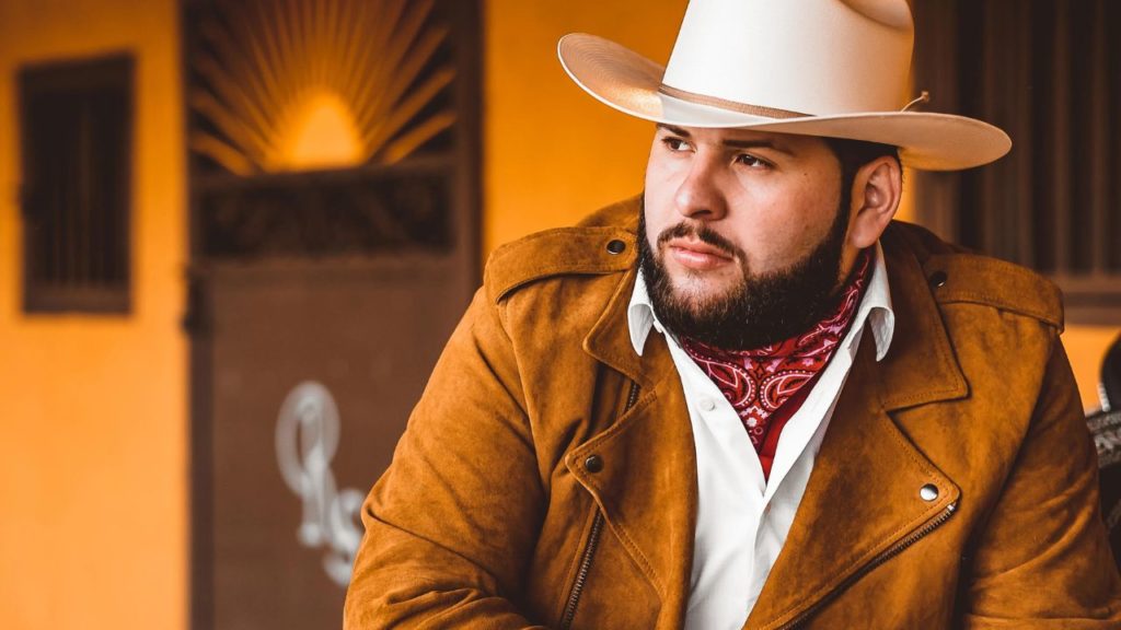 “Sin límites” es el nombre del nuevo EP de El Fantasma