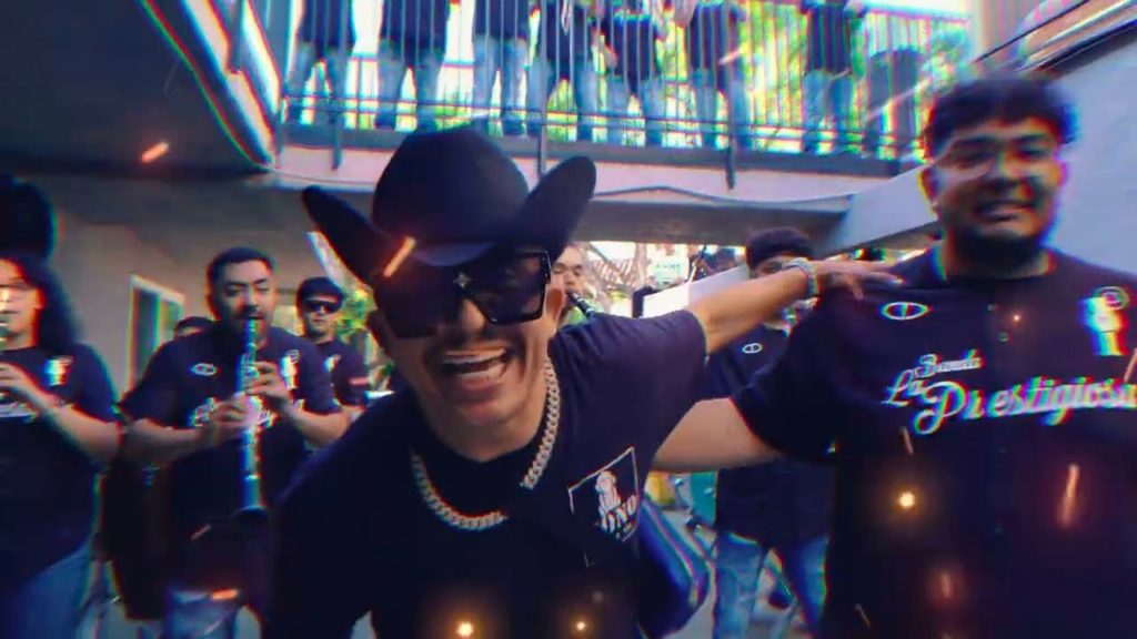 Banda La Prestigiosa estrena su canción “El Checken Nagues”