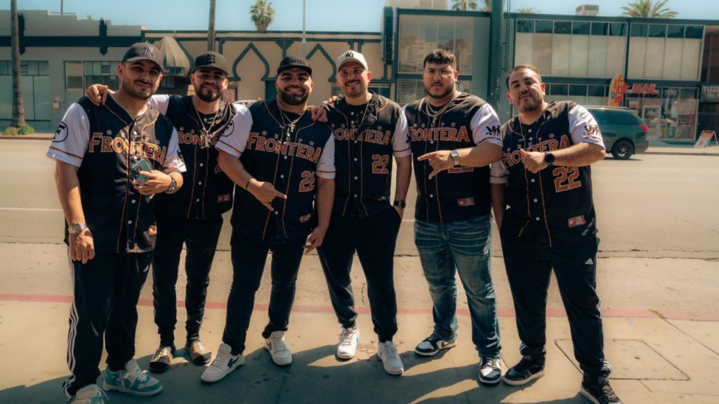 “El comienzo” es el nombre del primer álbum de Grupo Frontera