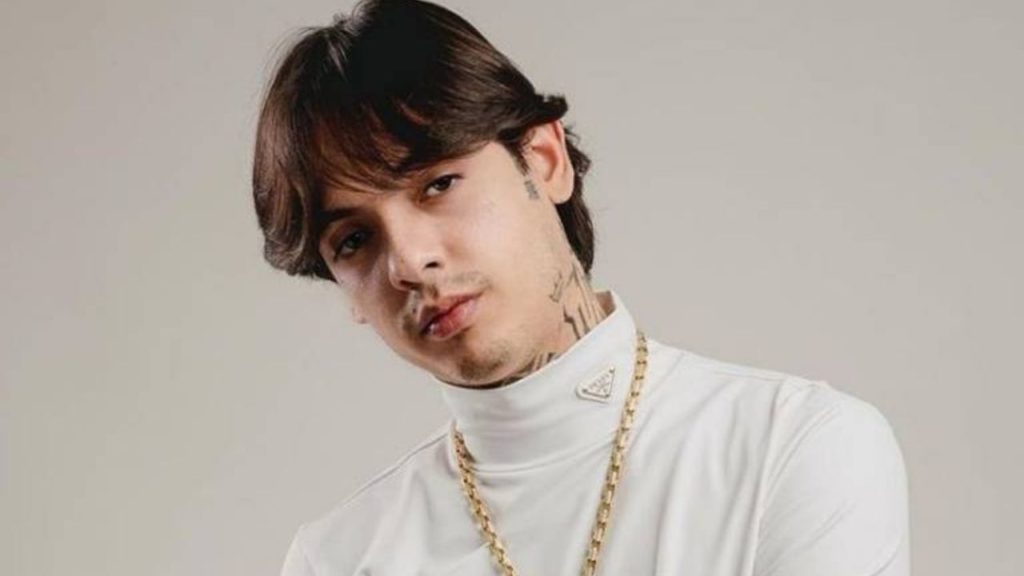 Natanael Cano paga exorbitantes cantidades de dinero cada que sale de fiesta