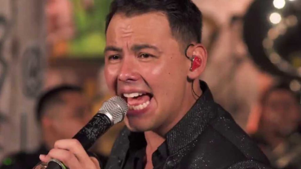 El Yaki es criticado por su mala actitud con sus fans