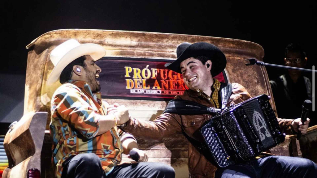 Julión Álvarez y Alfredo Olivas posponen “Prófugos del anexo” en CDMX