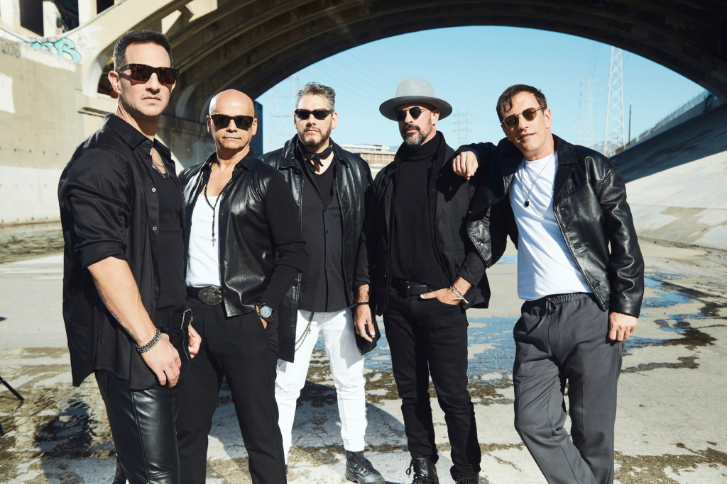 ¡Magneto regresa a la música después de 25 años!