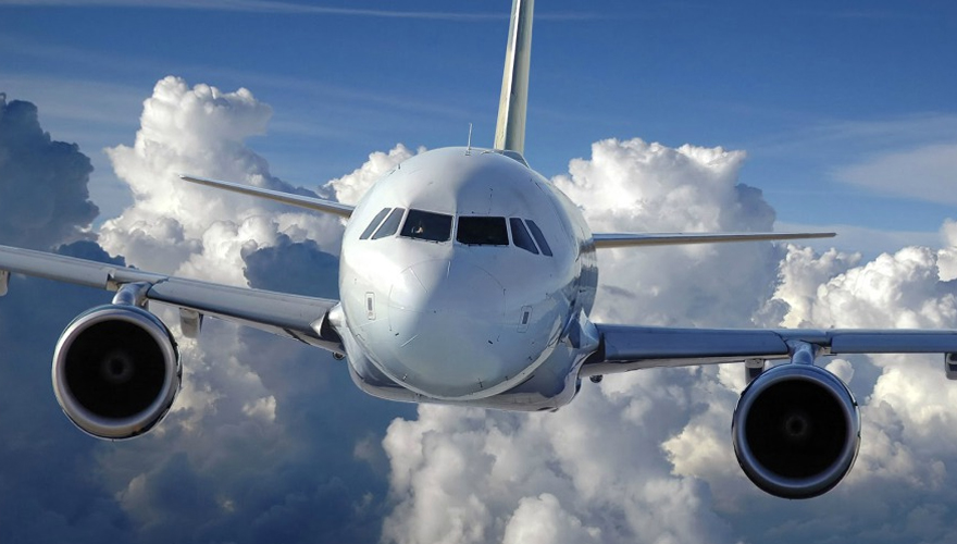 ¿Te da curiosidad el por qué la mayoría de los aviones son blancos?