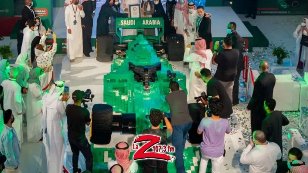 ¡Auto de Fórmula 1 de LEGO más grande del mundo!