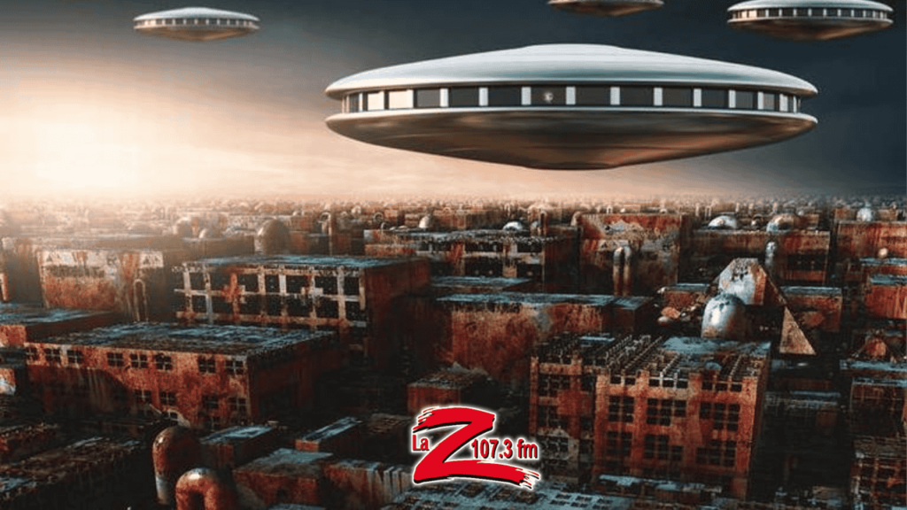 Lo arrestan y asegura que viajó en el tiempo para advertir sobre una invasión alienígena.