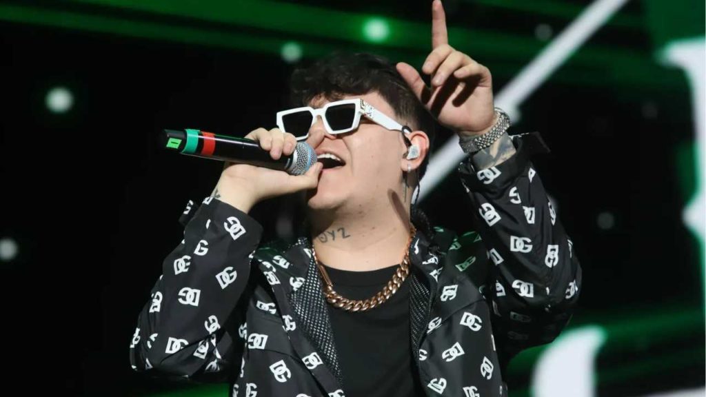 Junior H califica de "ridículo" las restricciones a los corridos: "Es una cultura que lleva toda la vida"
