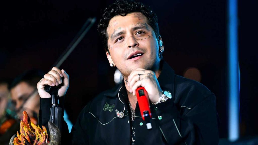 Christian Nodal podría dejar de cantar sus éxitos más icónicos