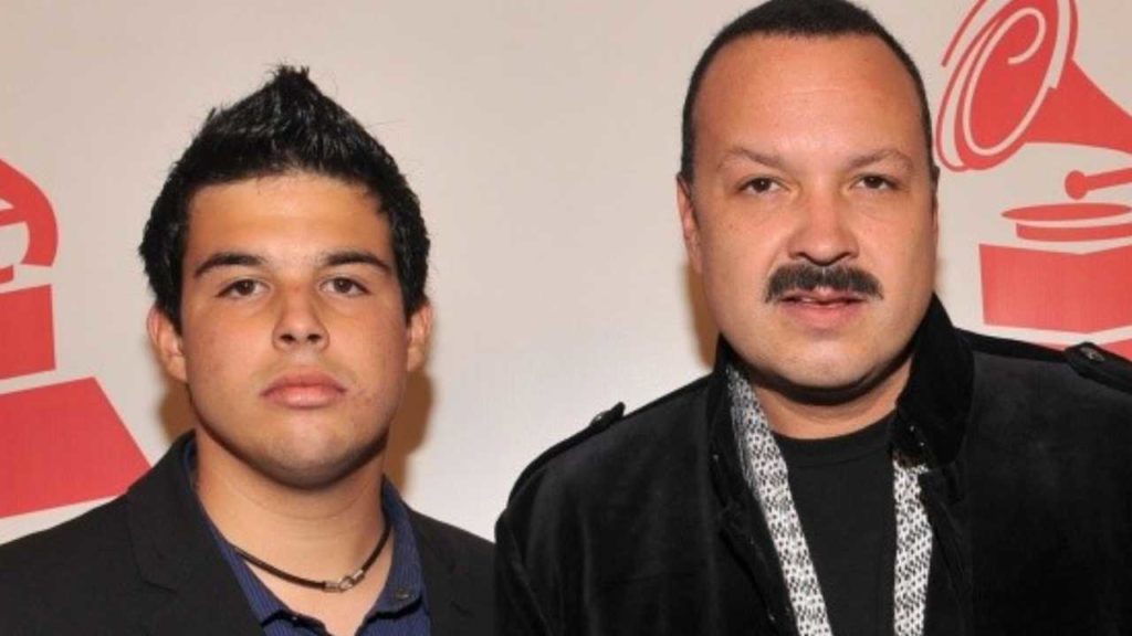 Emiliano Aguilar genera polémica al felicitar a su padrastro y no a Pepe Aguilar