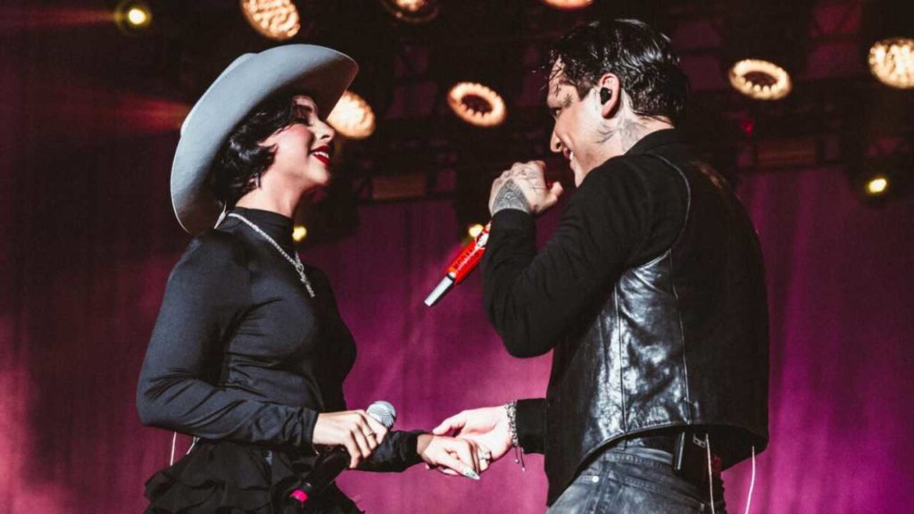 Ángela Aguilar y Christian Nodal brillan juntos en Fresnillo