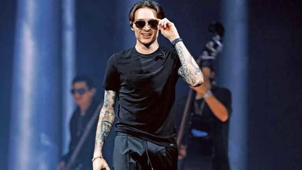 Peso Pluma hace historia con Premio Billboard Vanguardia