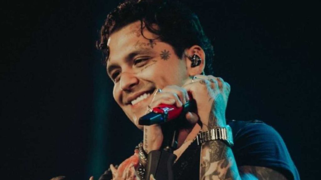 Christian Nodal insulta a Pepe Aguilar tras beber de más en concierto de Monterrey