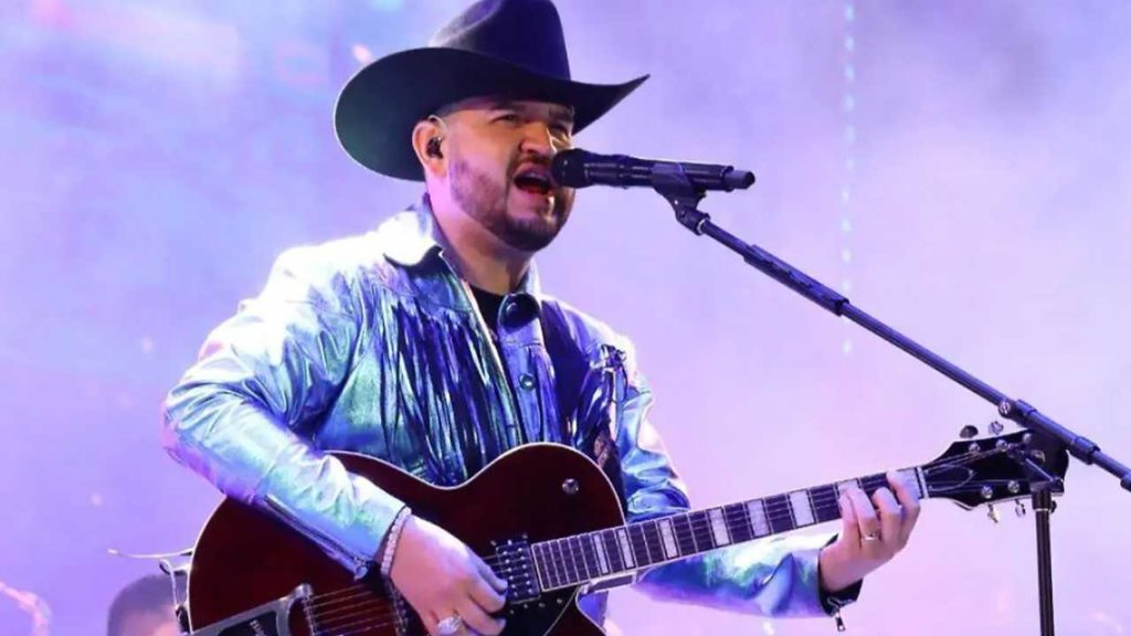 Edén Muñoz interpreta “Ilusión 98” como himno de justicia tras muerte de Carlos Manzo