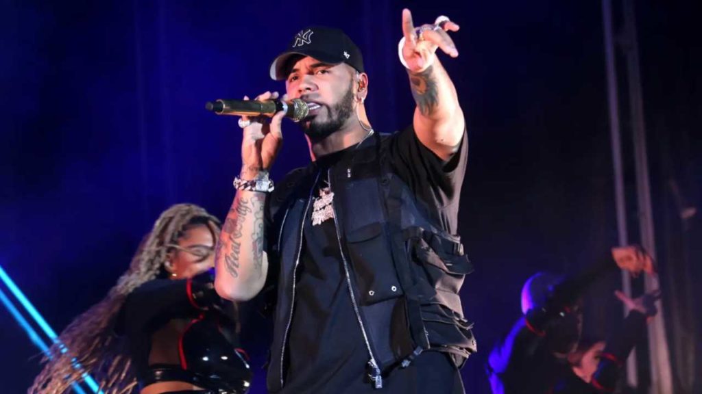 Anuel AA desata pánico con video donde supuestamente revela que tiene VIH
