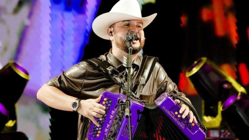 Eden Muñoz sorprende con grandes e inolvidables duetos en EDEN VOL. II