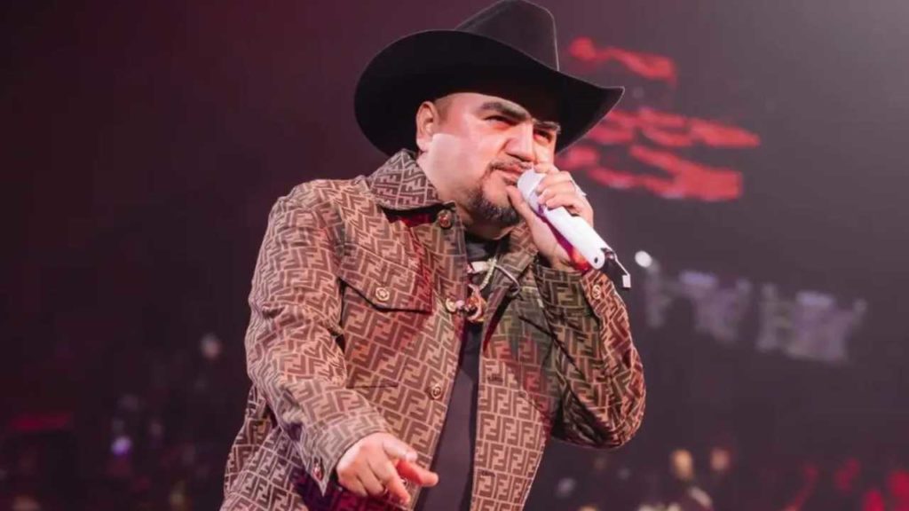 El Mimoso aparece golpeado en el rostro y nadie sabe por qué