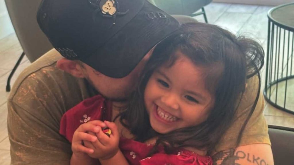 Ángela Aguilar se reúne a escondidas con sus sobrinas y Emiliano estalla de furia