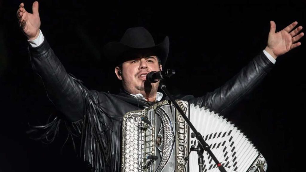 Alfredo Olivas se despide de los escenarios y confiesa la verdad tras su último concierto