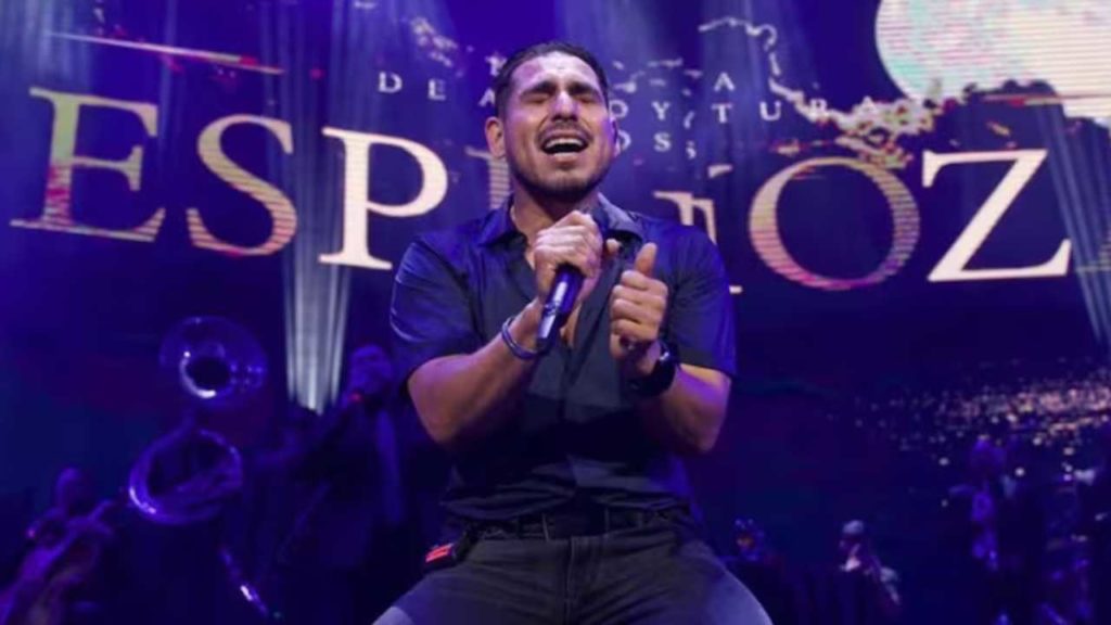 Espinoza Paz contó su peor desamor en una canción que casi nadie escuchó