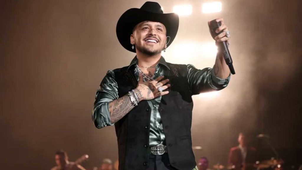 Christian Nodal revela su nuevo disco con 14 temas, ¿cuándo sale y qué sorpresas trae?