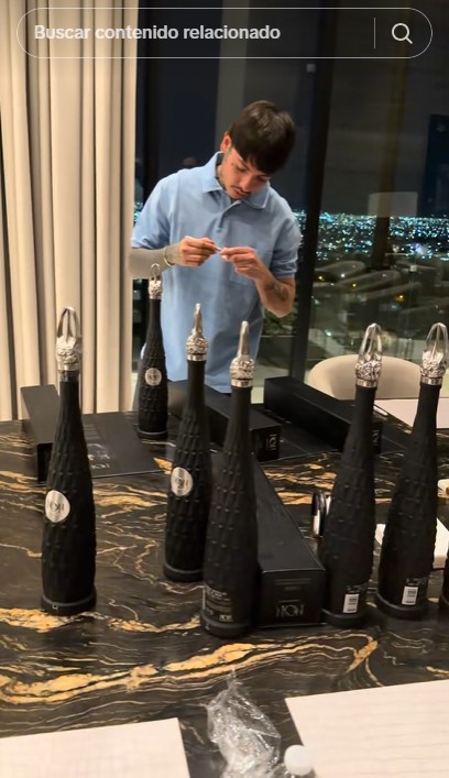 Natanael Cano presenta Tequila Non, su nueva marca de tequila premium