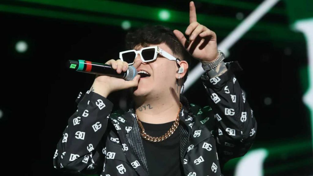 Junior H rompe el silencio y lanza fuerte mensaje contra la prohibición de corridos